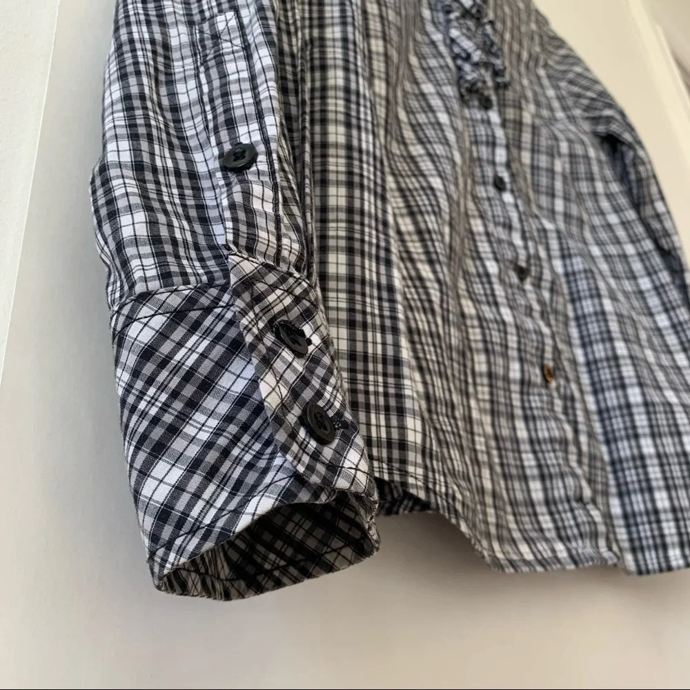 90’s Ruffled Blouse - Picture 6 of 10
